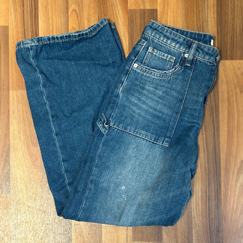 Forever 21 Women's Straight Leg Blue Denim Jeans